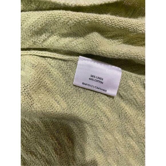 Eileen Fisher light green womens knit Vneck sweater sharkbite hem size m… - Picture 7 of 7